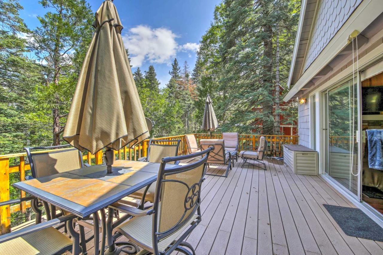 Gorgeous Lake Arrowhead Retreat Game Room And Deck Exterior photo