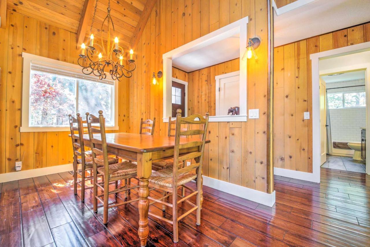 Gorgeous Lake Arrowhead Retreat Game Room And Deck Exterior photo