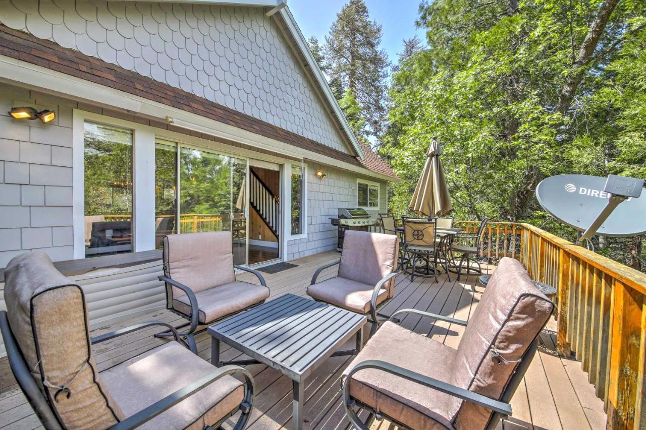 Gorgeous Lake Arrowhead Retreat Game Room And Deck Exterior photo